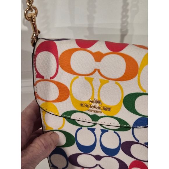 Coach Rainbow Signature C Phone Crossbody Bag White Gold Chain - Picture 2 of 9